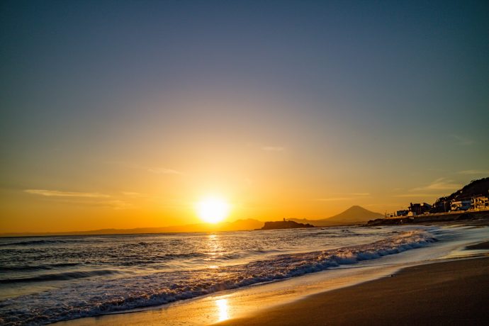 夕日が綺麗な海は関東にもある おすすめスポットと夕日みたいなシンプルオレンジネイル ネイル女子 Have A Nice Day Tomorrow ネイル女子 Have A Nice Day Tomorrow