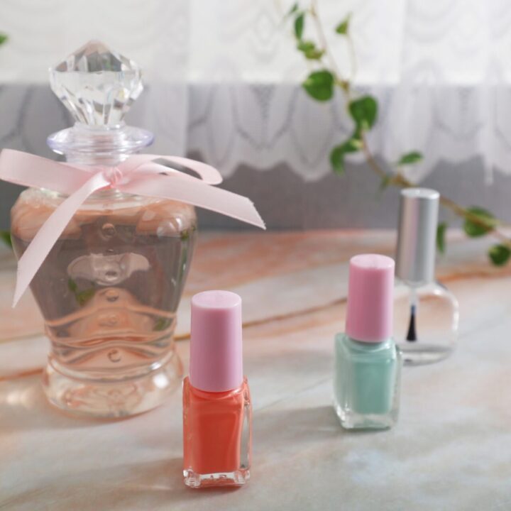 ネイルの速乾剤の使い方や種類が知りたい！おすすめの商品とタイプ別の使い方を解説