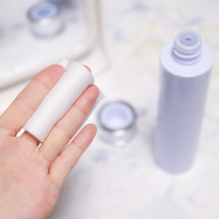 手の甲にシミが突然できた 美白化粧品の成分を知って手と顔のシミを予防 ネイル女子 Have A Nice Day Tomorrow