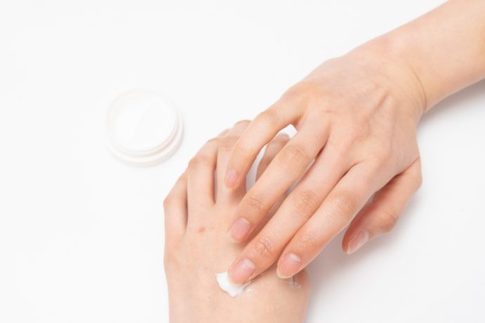 爪がカサカサでケア方法が知りたい 目の下のたるみ対策にはどんなものがあるの ネイル女子 Have A Nice Day Tomorrow ネイル女子 Have A Nice Day Tomorrow