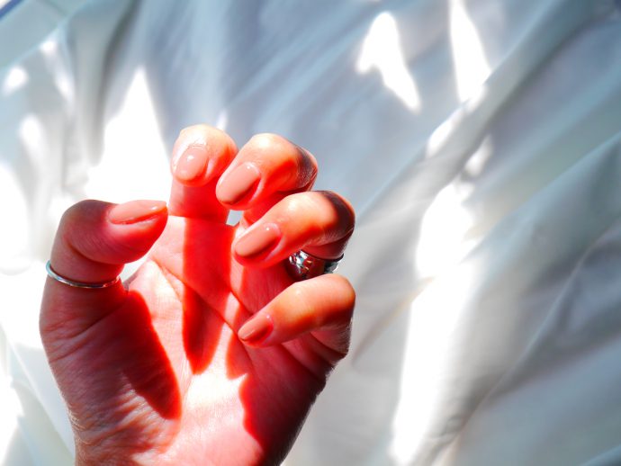 セルフネイルの持ちの平均は 長持ちしない原因と対処法 敏感肌は化粧品添加物に注意 ネイル女子 Have A Nice Day Tomorrow