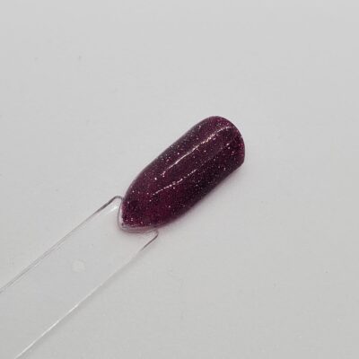 キャンドゥのベージュ系ピールオフマニキュアを剥がしたあとの様子