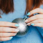 ジェルネイルの長さ出し｜ネイルフォームの使い方や必要なものを紹介