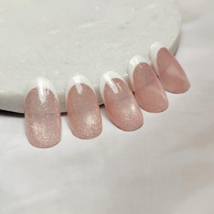 マグネットの王道フレンチチップ