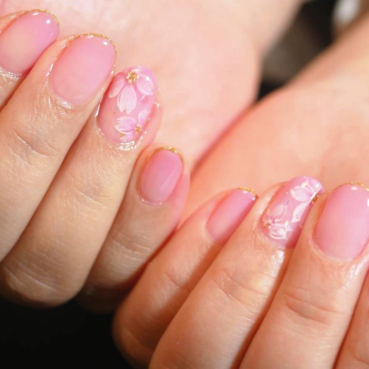 仕事で好印象を狙う！春のオフィスネイルデザイン・アート実例アイデア集