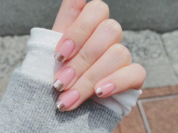 ミラーフレンチネイルデザイン