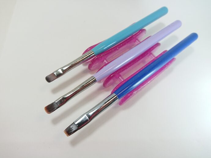 ３本のネイルブラシ