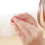 マニキュア 爪 黄色サムネイル