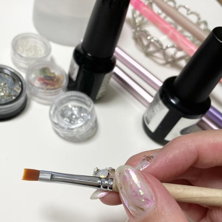 ジェルネイルベースがない！安全に代用する方法＆注意点をプロが徹底解説