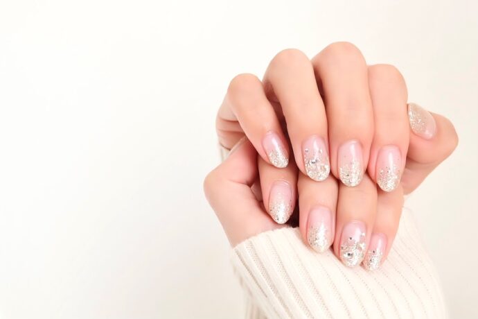 先端ラメネイルの手元