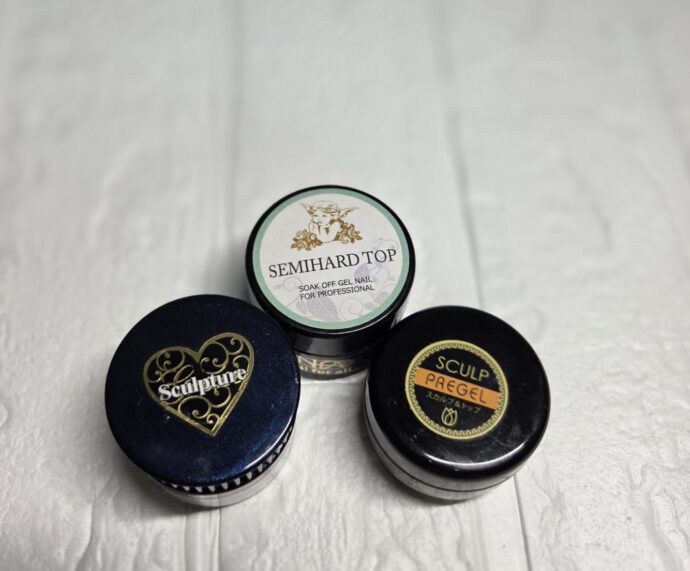 ３種類のビルダージェル