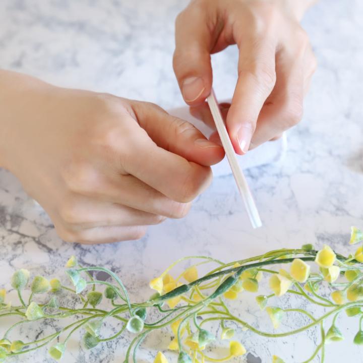 爪磨きの正しい使い方ガイド｜ネイルシャイナーで自爪が映えるツヤ出し