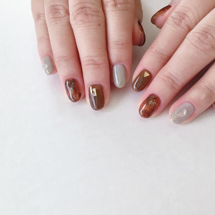 なぜジェルネイルがボコボコに？プロが教える原因とセルフのリカバリー術