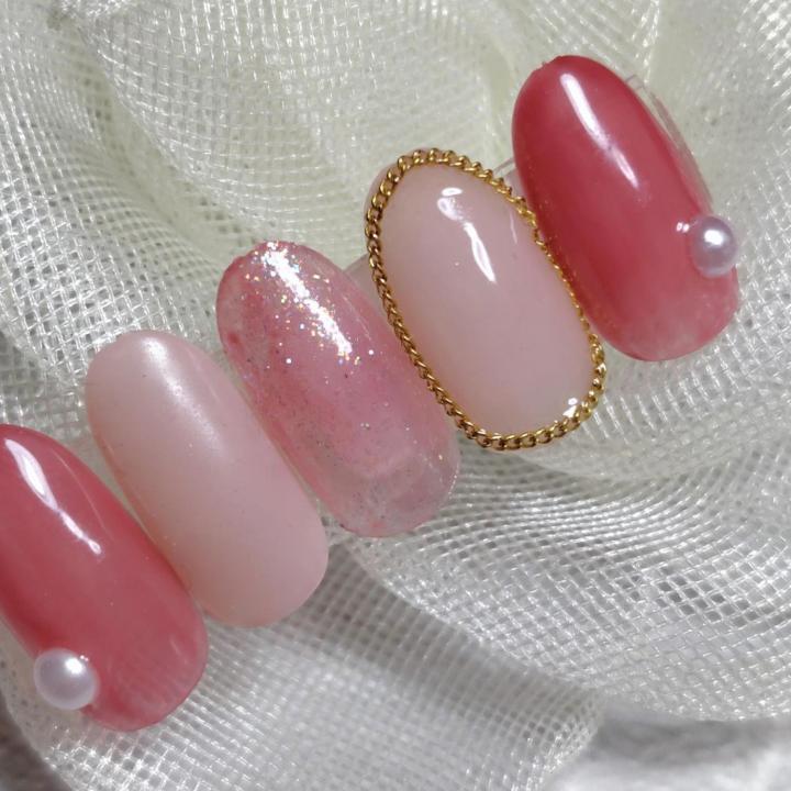 【初心者でも簡単】囲みネイルのおしゃれなデザイン集とやり方徹底ガイド