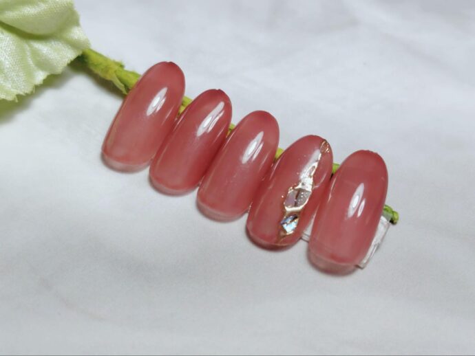 透明感のあるブラウンレッドのシンプルワンカラー