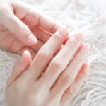 爪を削りすぎてしまった時にどうすればいいか対処方法を解説する記事のサムネイル